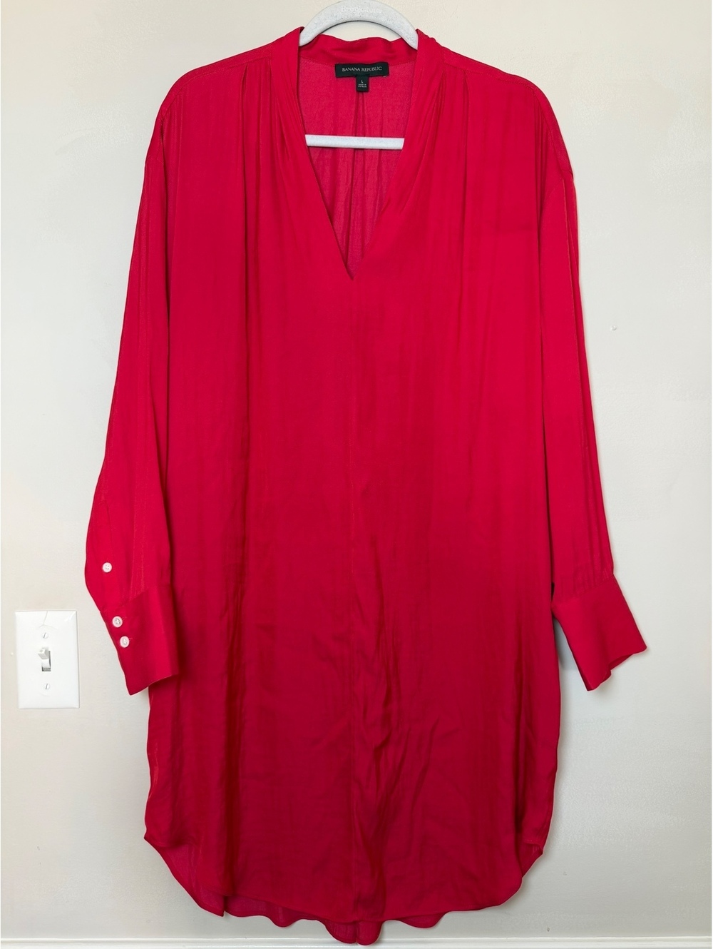 Banana Republic Women's Red Long Sleeve V-Neck Shift Dress Size Large 100% Poly